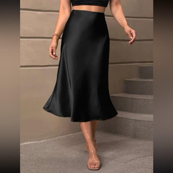 High Waist Satin Skirt ❤️ - Picture 1 of 5